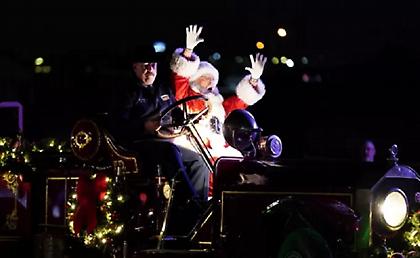 Άγιος Βασίλης έρχεται: Ξεκίνησε από την Αυστραλία και μέχρι αύριο θα έχει μοιράσει δώρα σε όλο τον πλανήτη