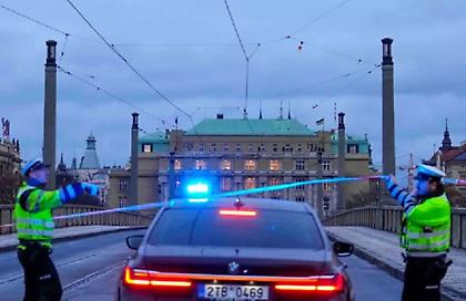 Συνελήφθη στη Σλοβακία 63χρονος που απειλούσε να επαναλάβει τη σφαγή της Πράγας!