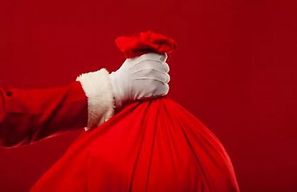 Κηφισιά: Μπήκαν σε σπίτι ως Άγιοι Βασίληδες να πουν τα κάλαντα και «άρπαξαν» χρηματοκιβώτιο