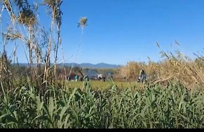 Πτώση εκπαιδευτικού αεροπλάνου στην Καλαμάτα - Αγωνία για την τύχη του χειριστή του