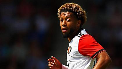 Η απόλυτη συγκίνηση: Όταν οι οπαδοί της Φέγενορντ συμπαραστάθηκαν στον Βιλένα για τον χαμό της μητέρας του