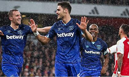 «Σφυριά» Μαυροπάνου στην Άρσεναλ και μόνη πρώτη η Λίβερπουλ!