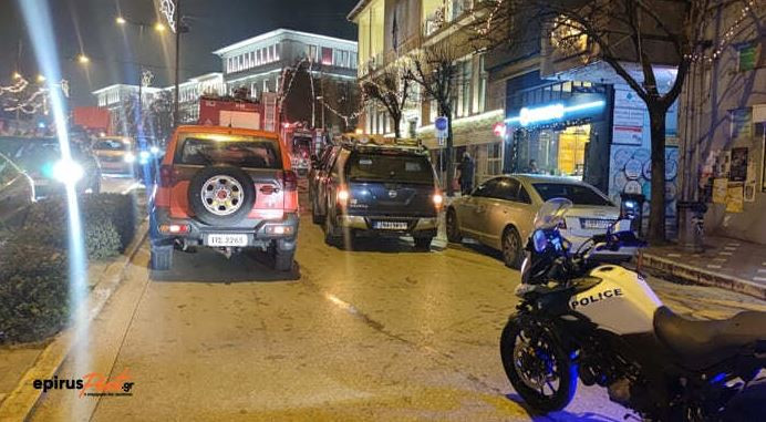 Γιάννενα: Φωτιά στη Λέσχη Αξιωματικών - Μεγάλη κινητοποίηση της Πυροσβεστικής