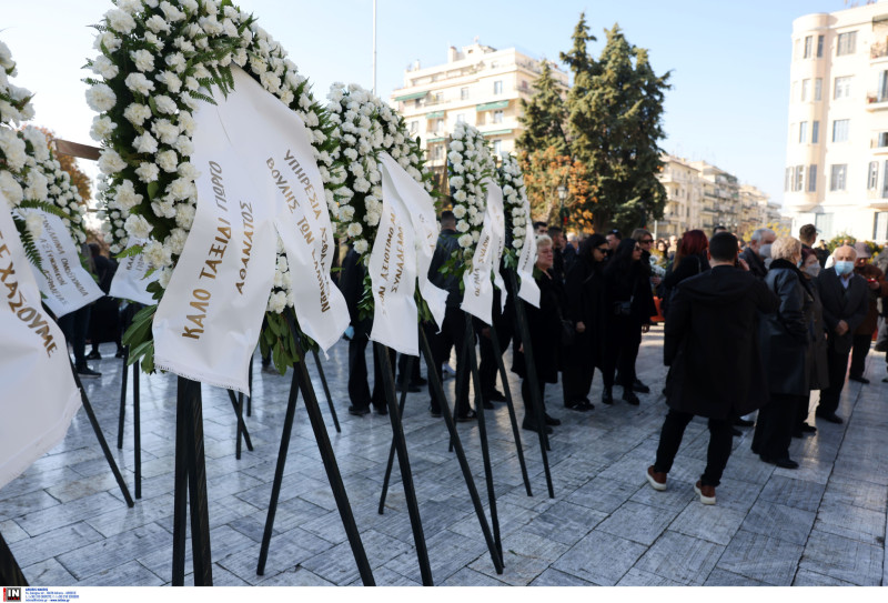 Γιώργο Λυγγερίδη: Θρήνος στο τελευταίο «αντίο» στον αστυνομικό