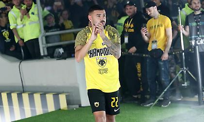 Φερνάντες: «Τι… τρελή χρονιά, δεν ξέρω πώς να την περιγράψω - Καταπληκτικό κλαμπ η ΑΕΚ»