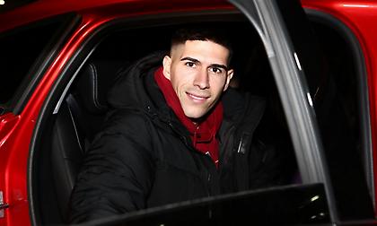 Το πρώτο μήνυμα του Ναβάρο με τα ερυθρόλευκα: «Χαρούμενος που βρίσκομαι εδώ»