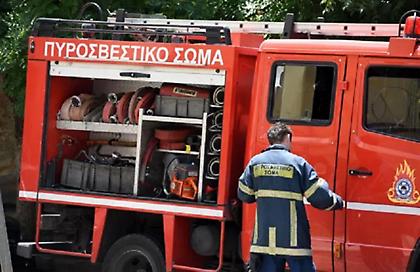 Στις φλόγες λεωφορείο του ΚΤΕΛ που εκτελούσε το δρομολόγιο Αθήνα-Θεσσαλονίκη