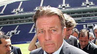 «Παρελθόν» από την Πόρτο ο Κο Αντριάανσε