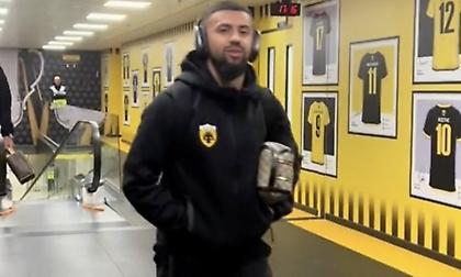 Η άφιξη της ΑΕΚ στην OPAP Arena ενόψει Βόλου και ο... Πάολο Φερνάντες