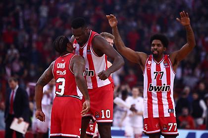 ΜακΚίσικ: «H επιστροφή μου με άγχωνε, αλλά ο κόσμος του Ολυμπιακού με έκανε να πιστέψω!»