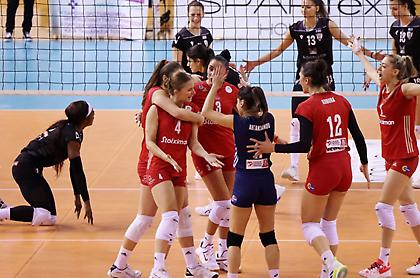 Τυφώνας ο Ολυμπιακός παρέσυρε τον ΠΑΟΚ στο «Παλατάκι»