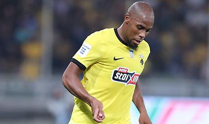 ΑΕΚ: Με Σιντιμπέ αριστερό μπακ η ενδεκάδα για το ντέρμπι - Στην αποστολή ο Φερνάντες, εκτός ο Μάνταλος