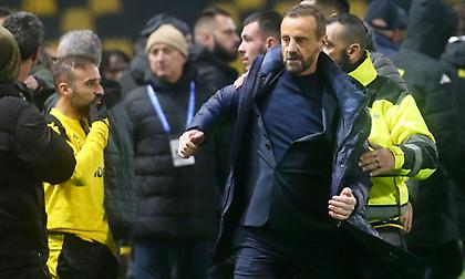 Σαββόπουλος: «Πήρε πάλι την ταυτότητα του Λουτσέσκου ο Μάντζιος»