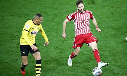 Κετσετζόγλου: Ούτε σε χωριό δεν γίνεται αυτό - Το γκολ του Ολυμπιακού ξεκινά από φάουλ της ΑΕΚ που εκτέλεσε ο… Φορτούνης