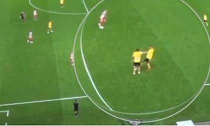 Το βίντεο με τον Κάλενς να παίζει την μπάλα πριν το γκολ του Μασούρα