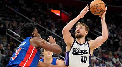 Αγριεμένοι «βασιλιάδες» με μπροστάρη τον Σαμπόνις