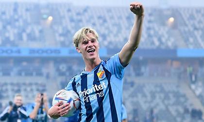 Μεγάλη μάχη των Μπαρτσελόνα, Ίντερ και Άιντραχτ για το 17χρονο αστέρι της Τζουργκάρντεν!