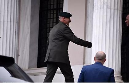 Ο Δημήτρης Χούπης νέος αρχηγός ΓΕΕΘΑ - Μητσοτάκης για Φλώρο: «Υπερπολύτιμη η συμβολή του»