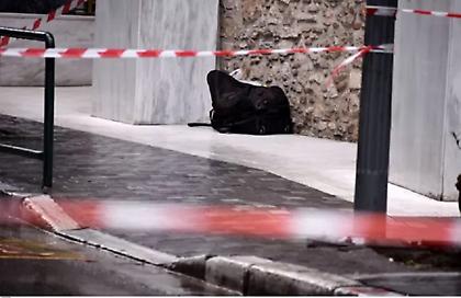 Λήξη συναγερμού για τη βαλίτσα στη Μητροπόλεως
