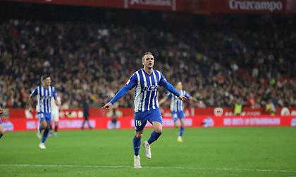 Τέζαρε τη Σεβίλλη με απίθανο διπλό στο 90’ η Αλαβές!