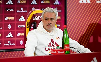 Μουρίνιο: «Αν υπάρχει τέλειο παράδειγμα επαγγελματισμού, είμαι εγώ - Δεν είμαι ο… Χάρι Πότερ»