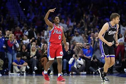 Στα «χαμηλά» ο Βεζένκοφ, στην ήττα των Κινγκς από τους Σίξερς