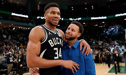 Η αγκαλιά Αντετοκούνμπο και Κάρι μετά το Μπακς-Γουόριορς