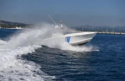 Τυχερός μέσα στην ατυχία του 28χρονος στην Κατερίνη: Έπεσε με το αμάξι στη θάλασσα και τον εντόπισε τυχαία το λιμενικό!