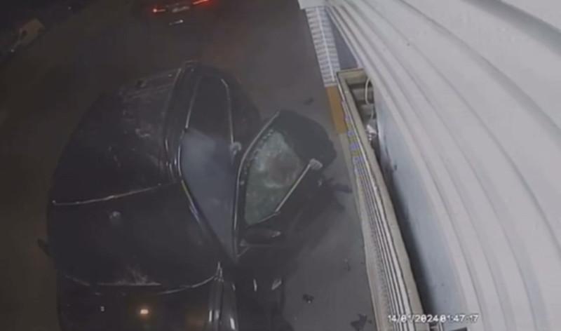 Βίντεο ντοκουμέντο: Η στιγμή της εκτέλεσης του 44χρονου στο Νέο Κόσμο-Ο δράστης επιστρέφει