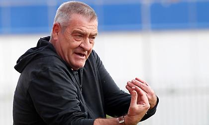 Άνω κάτω το Αιγάλεω: Ανακοινώθηκε νέος προπονητής λόγω παραίτησης Παντέλη, όμως ο ίδιος αρνείται ότι παραιτήθηκε!