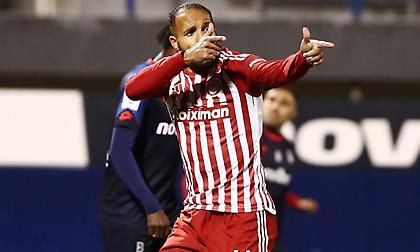 Ο Καρβαλιάλ κερδίζει με τον Ολυμπιακό μόνο όταν παίζει (και σκοράρει) ο Ελ Αραμπί!