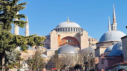 Με εισιτήριο 25 ευρώ η είσοδος στην Αγία Σοφία από σήμερα