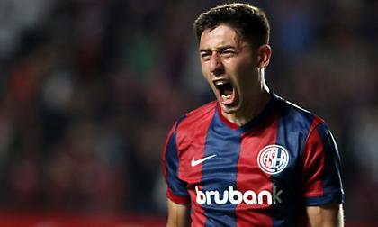 «Νέα πρόταση του Ολυμπιακού για Ερνάντες, μικρή η διαφορά με Σαν Λορένσο»