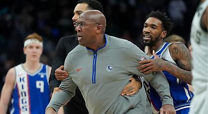 Ο Μάικ Μπράουν επιτέθηκε σε διαιτητή και αποβλήθηκε!