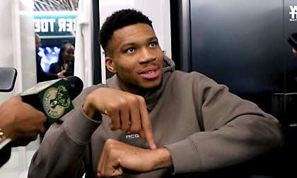 Αντετοκούνμπο: «Δεν έχω δει τέτοιο buzzer beater από κοντά! Θα βάλει κι άλλα τέτοια ο Λίλαρντ»