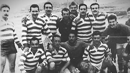 Όταν ο Γιώργος Δαρίβας αντιμετώπιζε τον Ολυμπιακό με τους εξόριστους της Μακρονήσου, γράφοντας μια μεγάλη σελίδα ιστορία