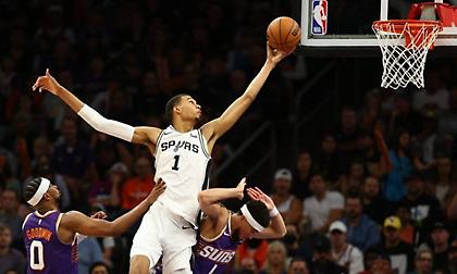 Γουεμπανιάμα: «Μου αρέσει να με απειλούν ότι θα με στείλουν στη G League αν δεν παίξω σωστά»