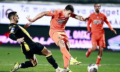 Κετσετζόγλου: «Μεγάλο χτύπημα για την ψυχολογία της ΑΕΚ, αλλά δεν έχει εικόνα ομάδας σε κρίση»