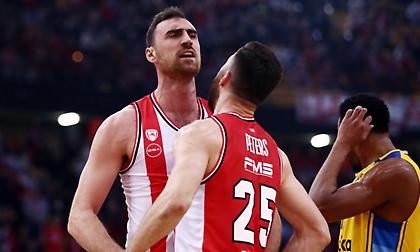 «Οδοστρωτήρας» Ολυμπιακός ισοπέδωσε τη Μακάμπι!