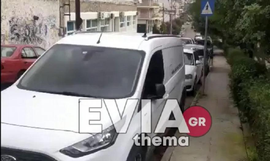 Χαλκίδα: «Μια γυναίκα σκοτώνει τον άντρα μου», φώναζε η σύζυγος του θύματος από το μπαλκόν