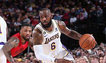 Λέικερς-Μπλέιζερς