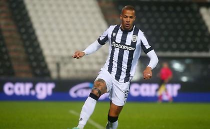 Εκόνγκ: «Απολαμβάνω να παίζω στον ΠΑΟΚ-Φιλοδοξία το τρεμπλ»