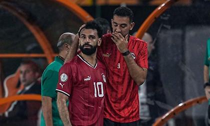 Επιστρέφει στην Αγγλία λόγω τραυματισμού ο Σαλάχ - Ίσως γυρίσει στο Copa Africa αν φτάσει μακριά η Αίγυπτος