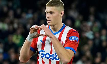 Πάρτι κορυφής για την Τζιρόνα, διέλυσε τη Σεβίλλη με απίθανο Ντόβμπικ και προσπέρασε ξανά τη Ρεάλ!