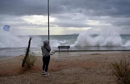 Επικαιροποίηση έκτακτου δελτίου ΕΜΥ: Περαιτέρω πτώση της θερμοκρασίας, άνεμοι 9 μποφόρ στο Αιγαίο και χιονοπτώσεις