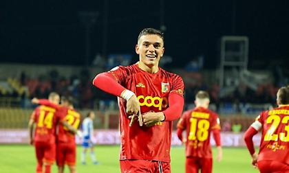 Η Μπόρνμουθ κάνει τον Κατσέρη την ακριβότερη μεταγραφή της Serie B και τον δανείζει στη Λοριάν