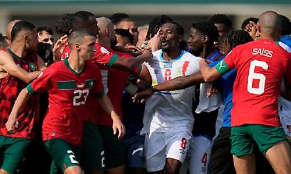 Σύρραξη στο Μαρόκο-Κονγκό, κυνήγησε μέχρι τα αποδυτήρια τον Εμπεμπά ο Εν Νεσιρί!