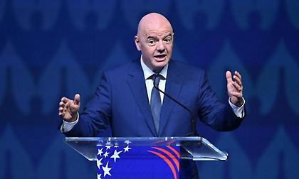 Ινφαντίνο: «Όταν οι οπαδοί μιας ομάδας κάνουν ρατσιστικές πράξεις, να χάνει το ματς στα χαρτιά»