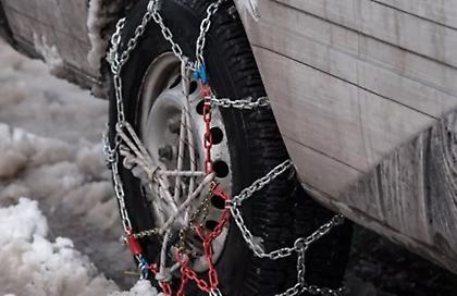 Κακοκαιρία: Πού χρειάζονται αντιολισθητικές αλυσίδες - Απαγόρευση κυκλοφορίας σε σημεία του οδικού δικτύου στα Τρίκαλα