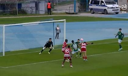 Το δοκάρι του Ολυμπιακού Β κόντρα στον Παναθηναϊκό Β στο 1ο λεπτό!